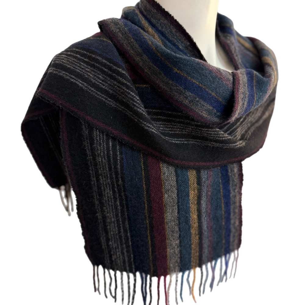 Marchbrae 100% Lambswool Striped Scarf 🏴󠁧󠁢󠁳󠁣󠁴󠁿– Made in Scotland - Picture 7 of 10